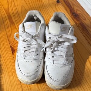 Bundle 2 Listings for $20 Nike Classic White Sneakers